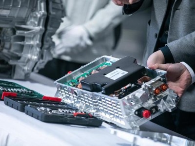 用電子灌封膠時哪些方面值得注意的？