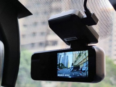 行車記錄儀ABS塑料膠水案例，聚力膠水快速定位解決粘接難題